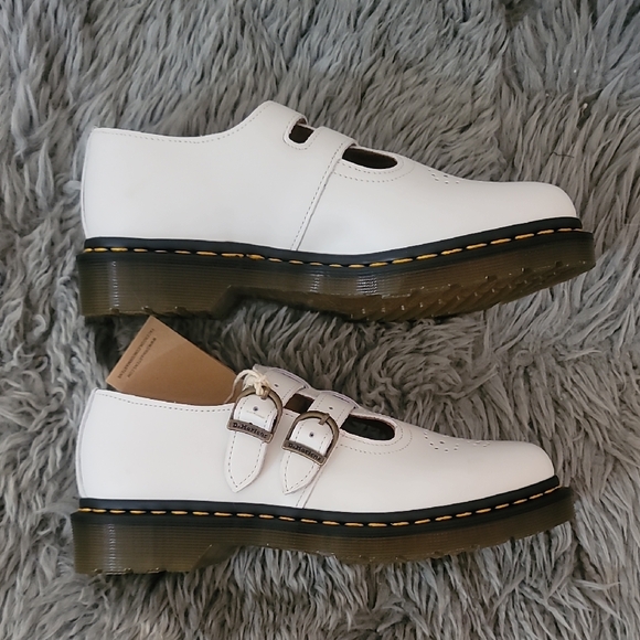 Dr. Martens White Heart Flats - Picture 5 of 8